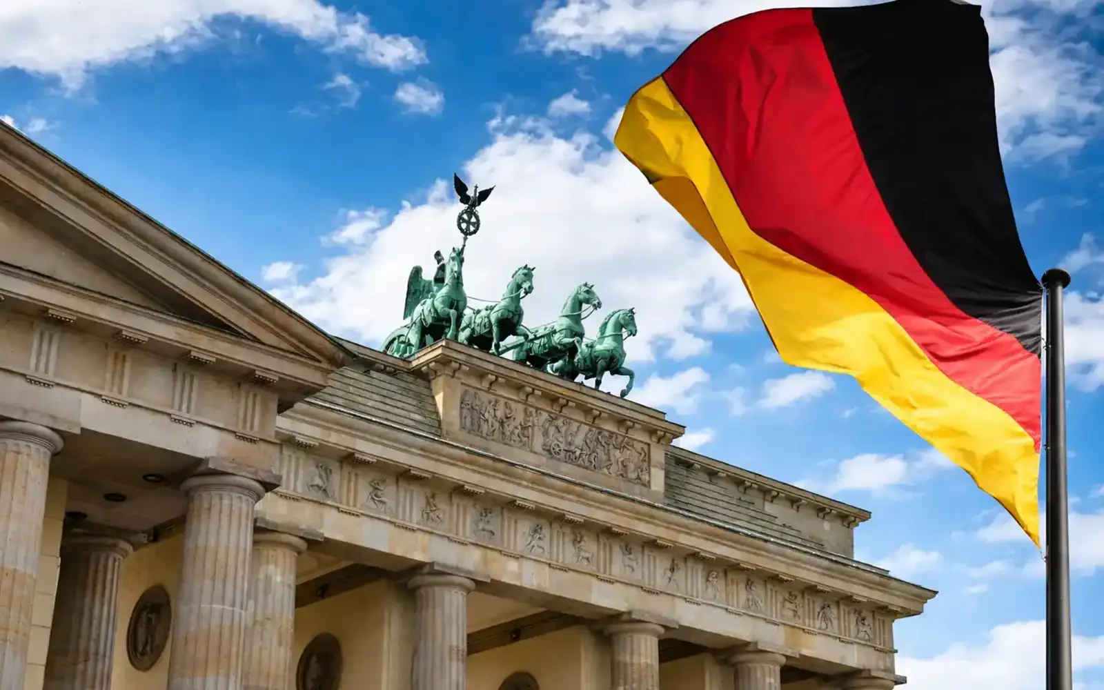 almanya-cover-1600x1000